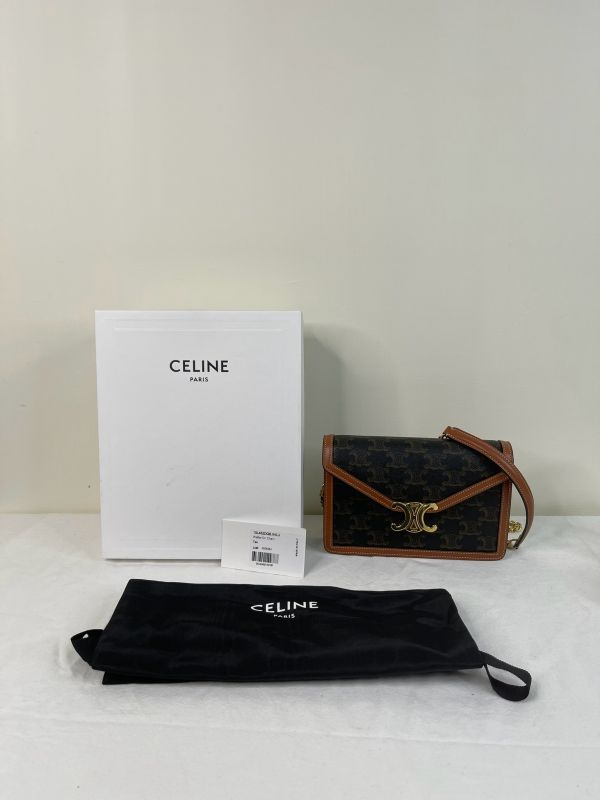 【分期0利率】CELINE MARGO標誌印花牛皮革飾鍊錢包【95成新】 