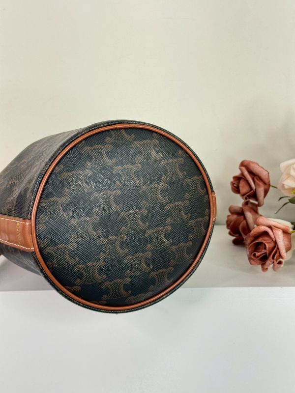 【分期0利率】CELINE TRIOMPHE 帆布小型抽繩水桶【9成新】 