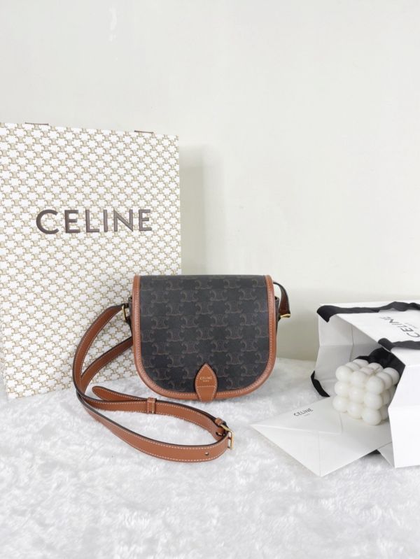 【分期0利率】CELINE Triomphe帆布中型Folco手袋 【9成新】 