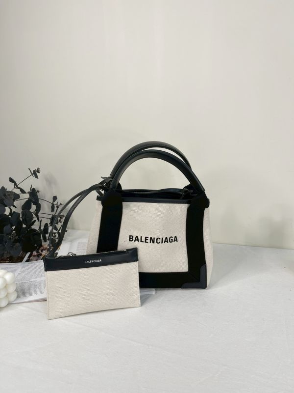 【分期0利率】Balenciaga Navy Cabas XS(背帶款)【99成新】 