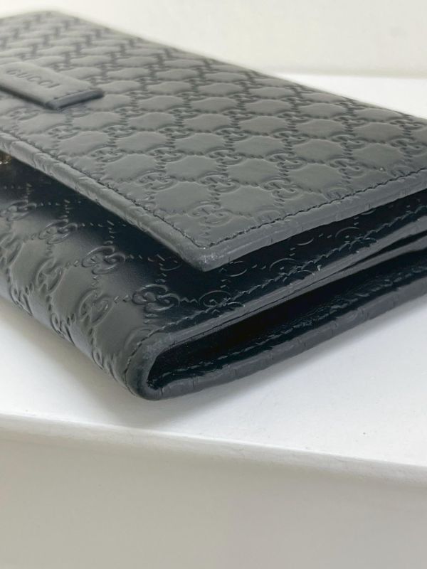 【9成新】GUCCI 滿版牛皮雙G壓紋扣式信封長夾 