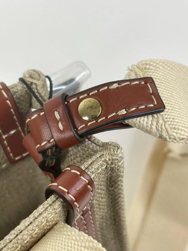 【99成新】CHLOE Woody Mini 手機包 