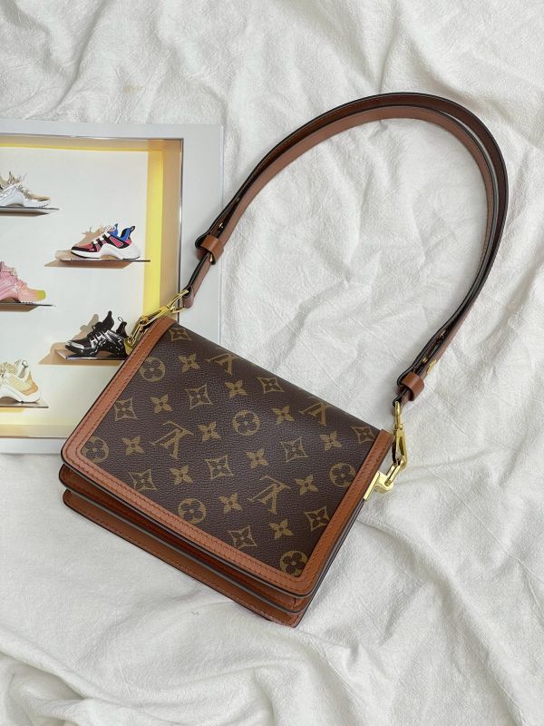 【95成新】LV Mini Dauphine 