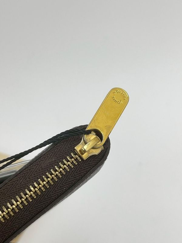 【95成新】LV 拉鏈零錢包 