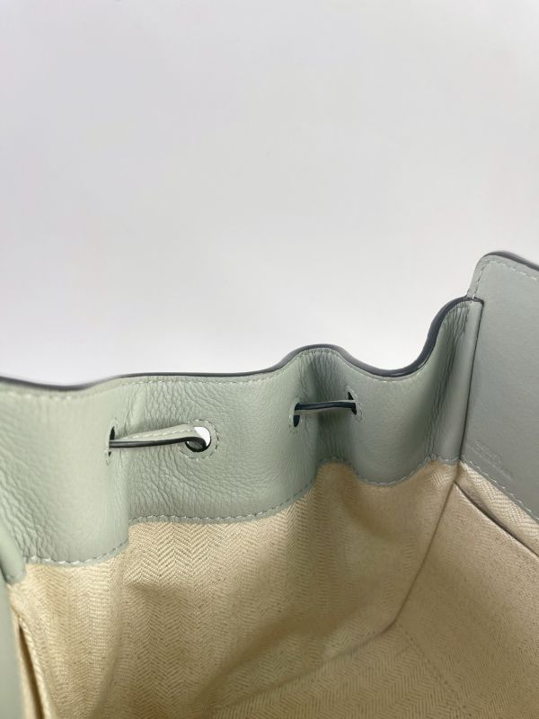 【95成新】LOEWE Mini Hammock 小牛皮 