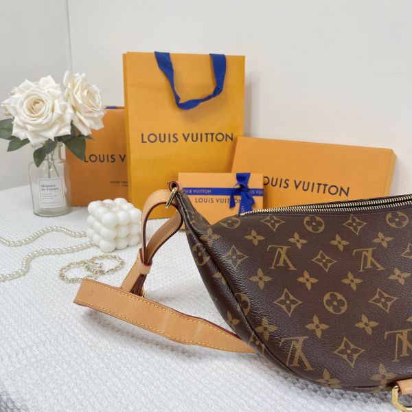 【分期0利率】LV Bumbag老花腰包【9成新】 