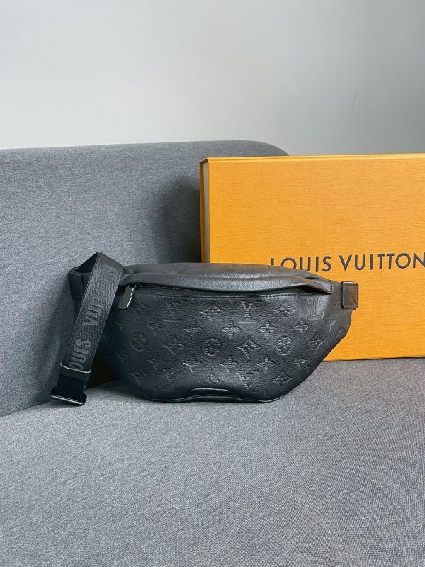 【未使用閒置品】LV Discovery PM 腰包 