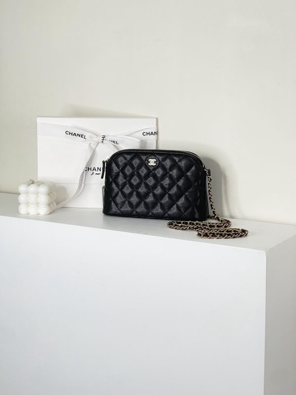 【99成新】CHANEL 24A 顆粒牛皮貝殼包 