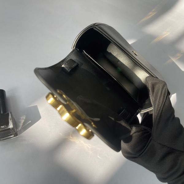 【12期0利率】CELINE CLAUDE亮澤牛皮革迷你手袋 【99成新】 