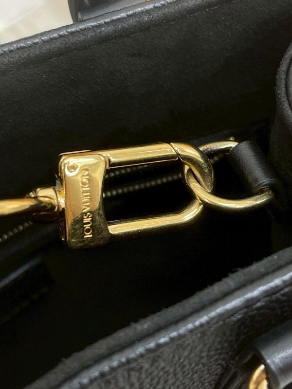 【95成新】LV ON THE GO PM 