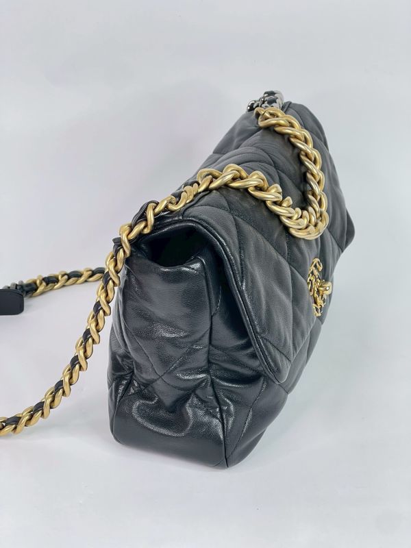 【9成新】CHANEL 19大型口蓋包 