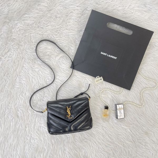 【分期0利率】 YSL LOULOU絎縫皮革Toy手袋 MINI 【9成新】 