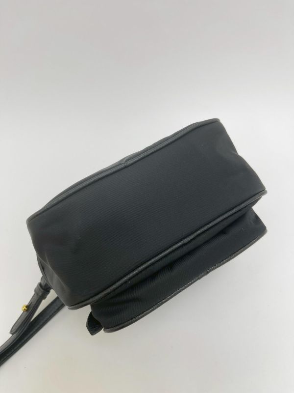 【95成新】PRADA 尼龍迷你相機包 