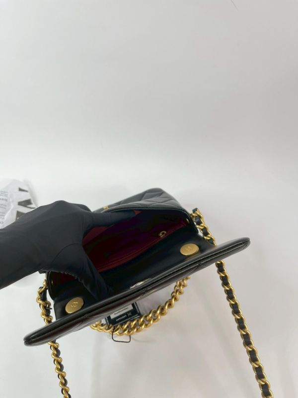 【95成新】CHANEL 21B 側邊金屬字母方胖 