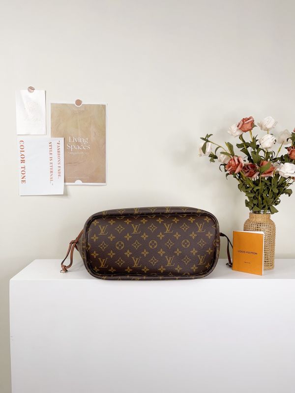 【分期0利率】LV Neverfull Inside Out MM【全新品】 