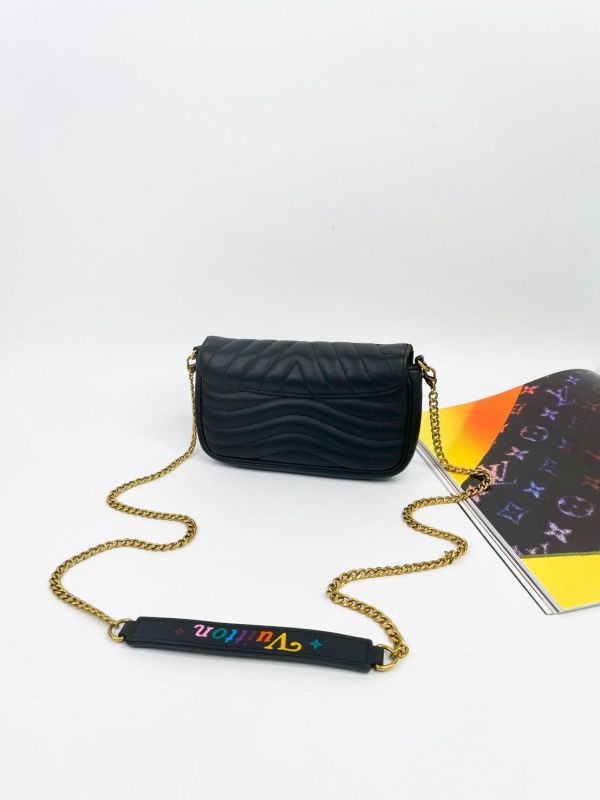 【95成新】LV New Wave WOC 