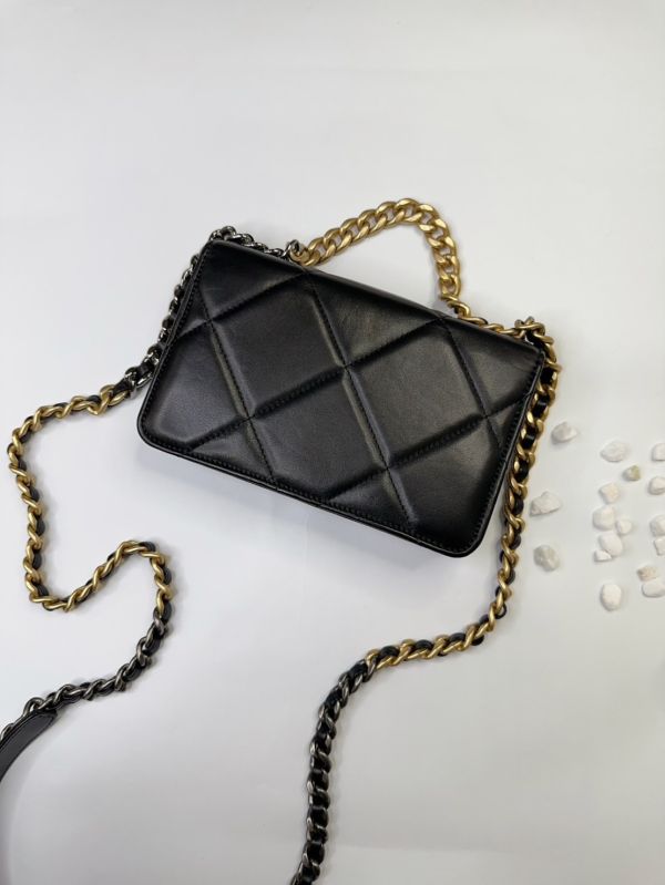 【12期0利率】CHANEL 19 WOC 【9成新】 