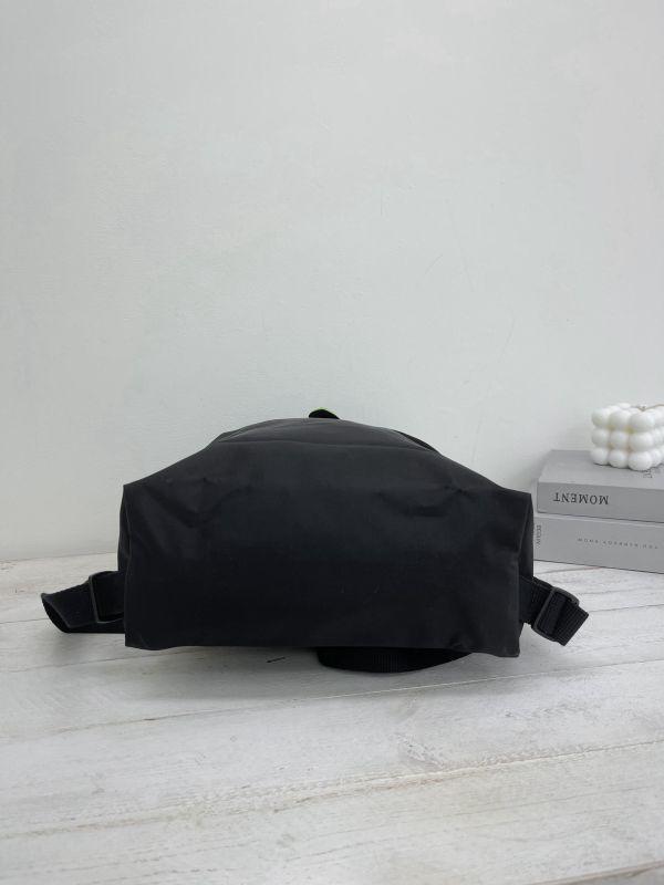 【未使用閒置品】LONGCHAMP 尼龍後背包 