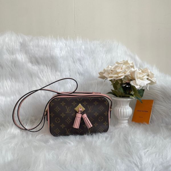 【9.5成新】【12期0利率】LV saintonge流蘇相機包 