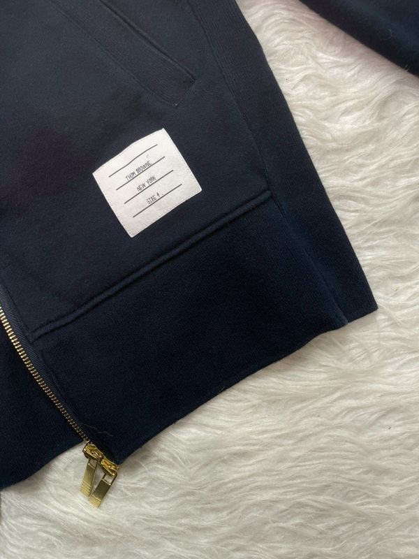 【分期0利率】THOM BROWNE 連帽外套 海軍藍【95成新】 