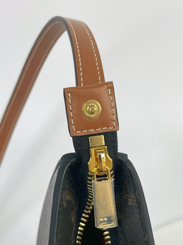 【未使用閒置品】CELINE TILLY 腋下包 中號 