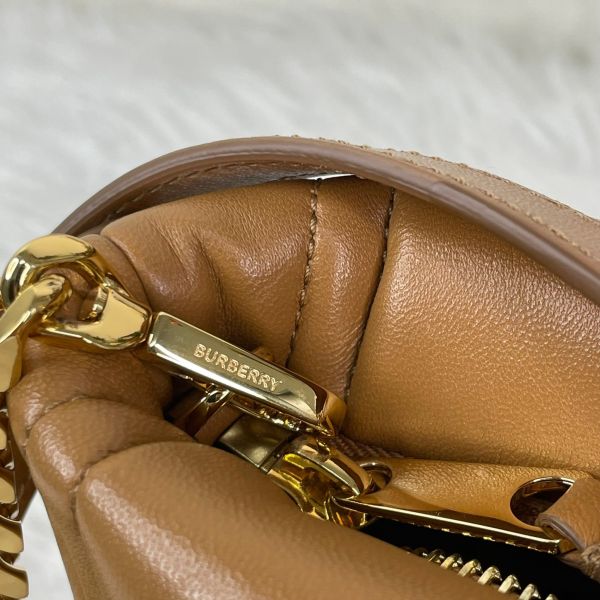【12期0利率】BURBERRY  LOLA TB皮革船型斜背包【9成新】 