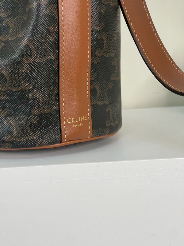 【分期0利率】CELINE TRIOMPHE 帆布小型抽繩水桶【9成新】 
