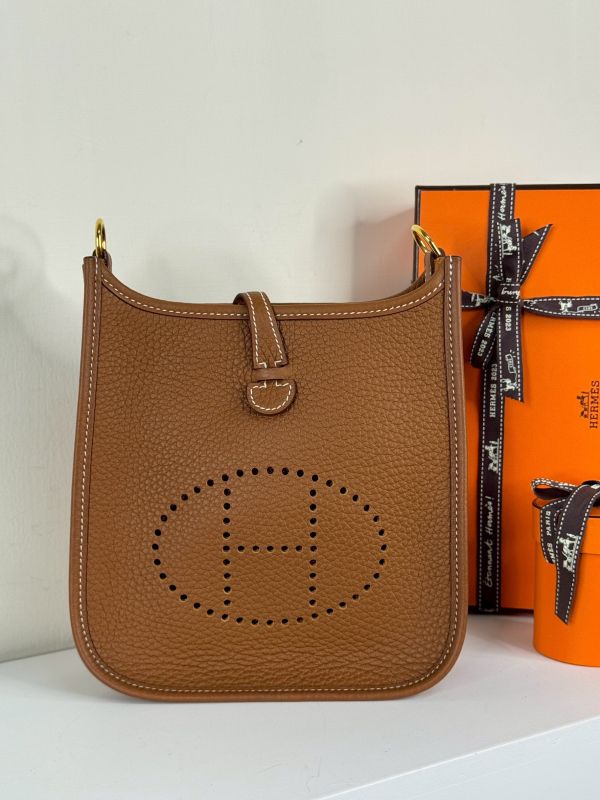 【分期0利率】HERMES Evelyne mini 棕色【未使用閒置品】 