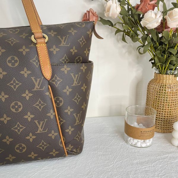 【12期0利率】LV TOTALLY MM  肩背包【85成新】 