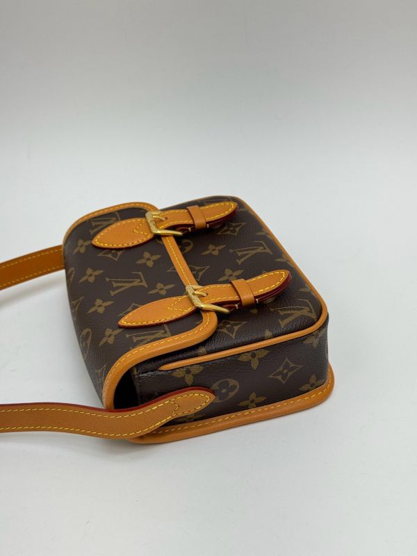 【99新】LV 小型郵差包 