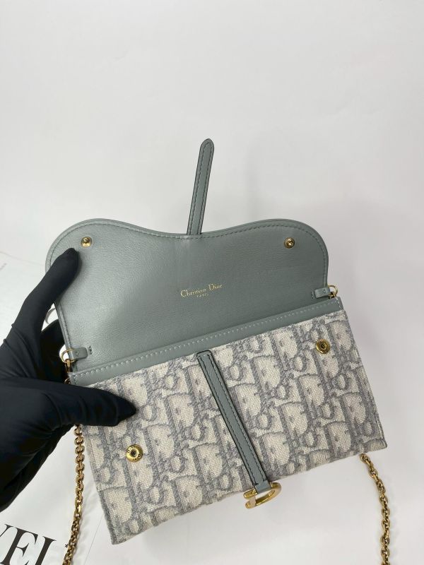【9成新】DIOR Saddle 長型鏈帶銀包 