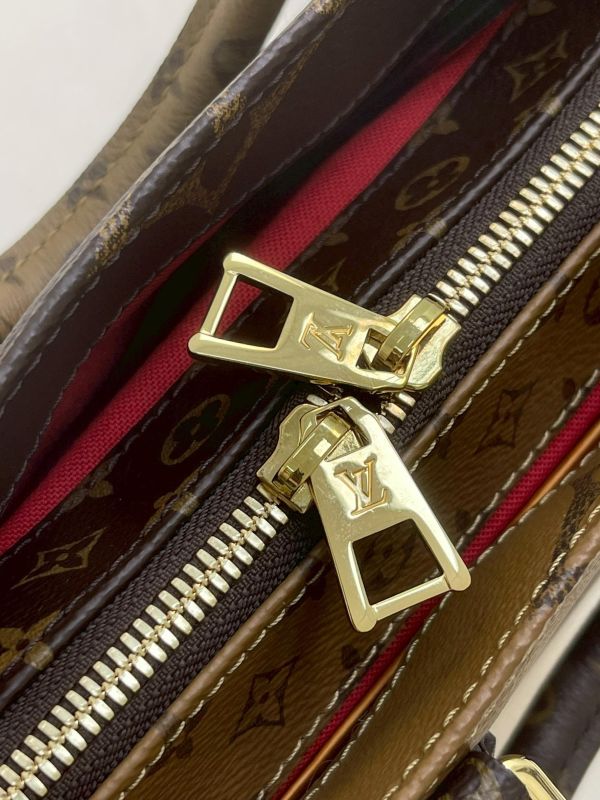 【置品新品】LV ON THE GO EAST WEST 