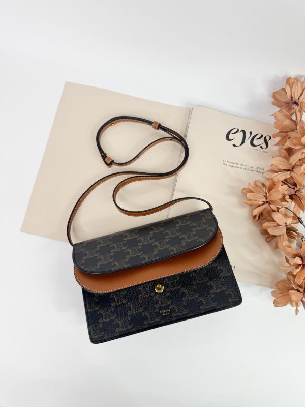 【分期0利率】CELINE TRIOMPHE凱旋門 STRAP WOC【99成新】 
