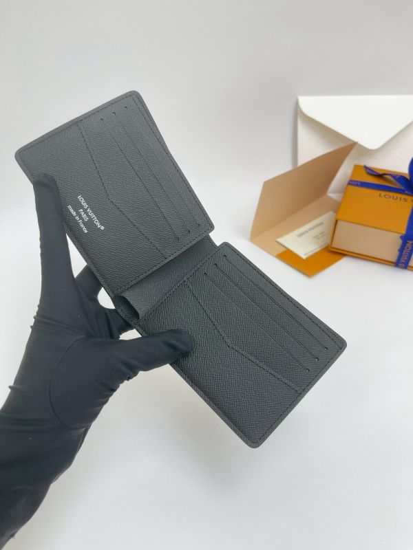 【全新品】LV Slender 短夾 