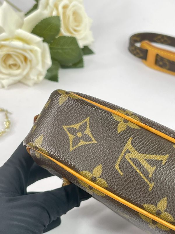 【分期0利率】LV Pochette Marly 橫版手機包【9成新】 