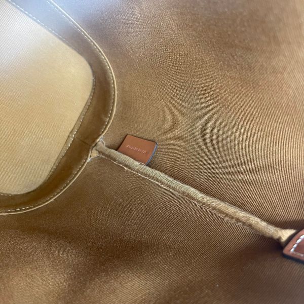 【12期0利率】CELINE TRIOMPHE老花小號水桶包【95成新】 