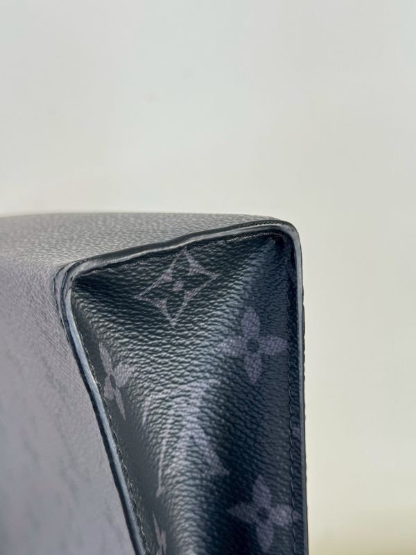 【分期0利率】LV Pochette Voyage MM 手拿包【9成新】 