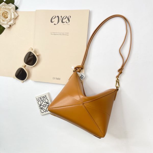 【12期0利率】LOEWE PUZZLE FOLD POUCH  沙色【99成新】 