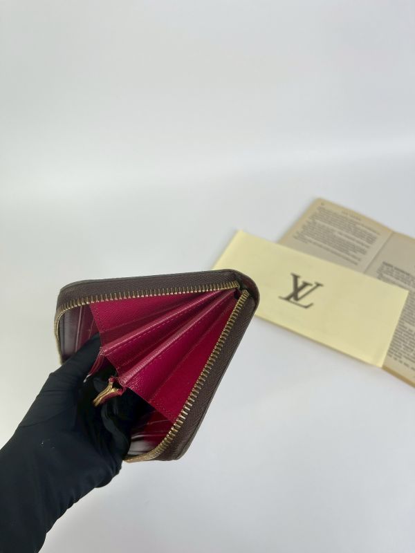 【85成新】LV ZIPPY Monmgram拉鏈長夾 紫紅色 