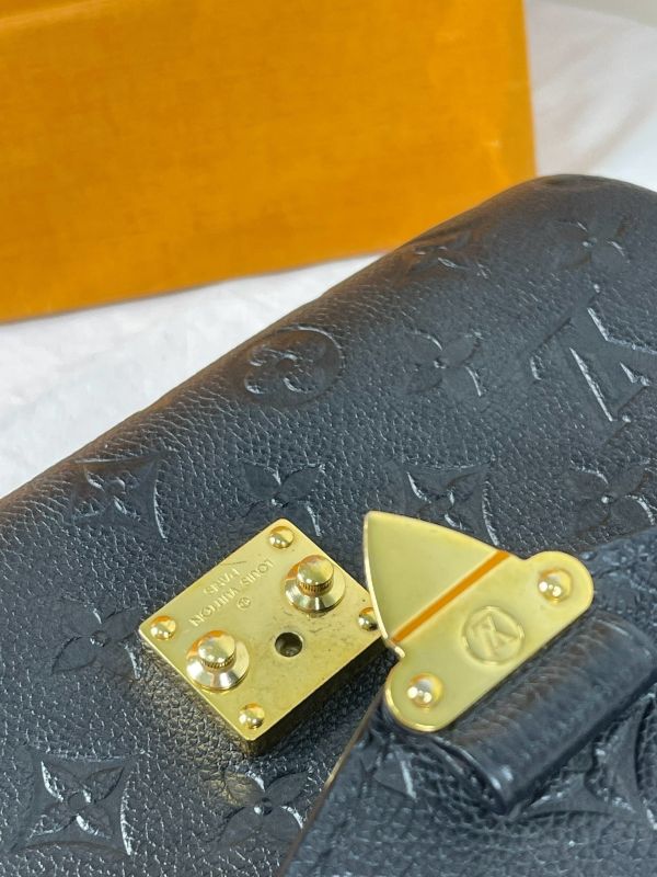 【分期0利率】LV Pochette Métis【9成新】 