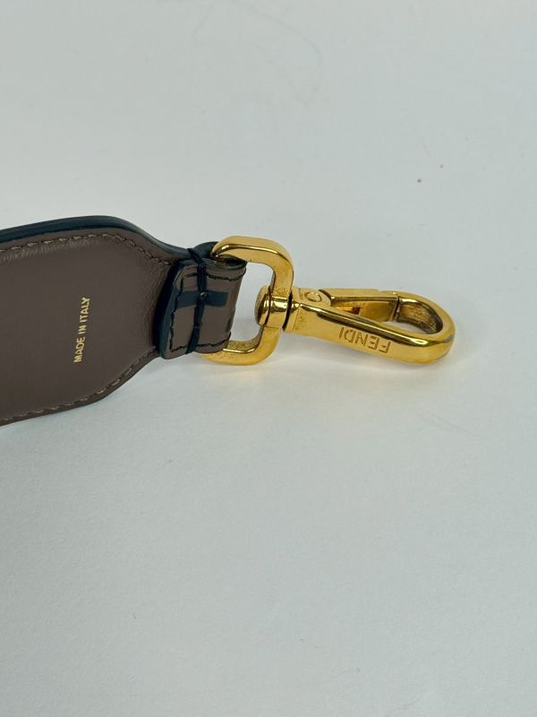 【分期0利率】FENDI 老花短背帶【9成新】 