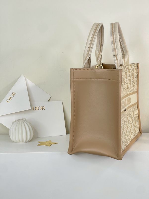 【分期0利率】DIOR Book Tote 小型托特包【95成新】 