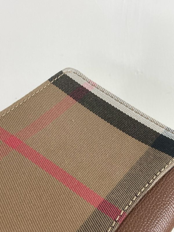 【分期0利率】BURBERRY HAMPSHIRE 格紋拚接皮革WOC 【95成新】 