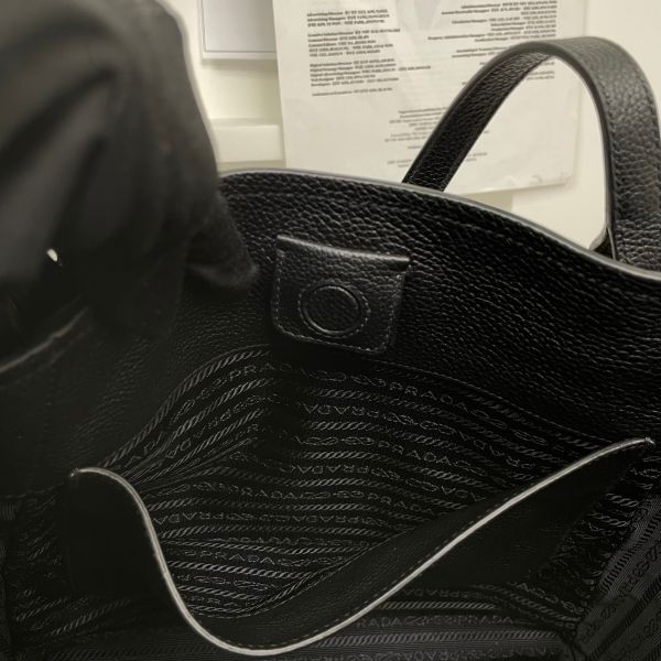 【全新閒置品】【12期0利率】PRADA 防刮牛皮磁扣托特包 