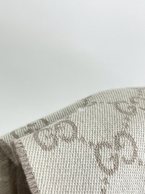 【95成新】GUCCI 經典雙G緹花純羊毛圍巾 