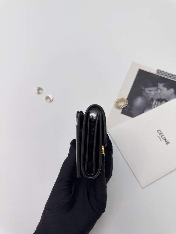 【95成新】CELINE TRIOMPHE亮澤牛皮革短款零錢包 