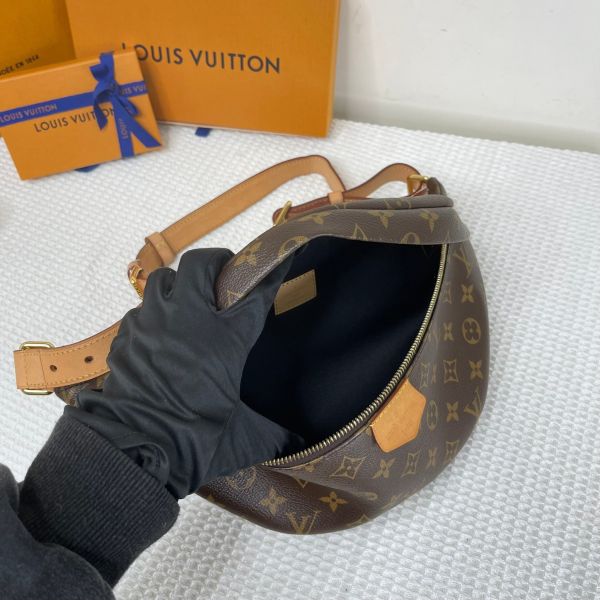 【分期0利率】LV Bumbag老花腰包【9成新】 