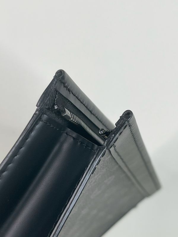 【分期0利率】LV Pochette Voyage MM 老花手拿包【95成新】 