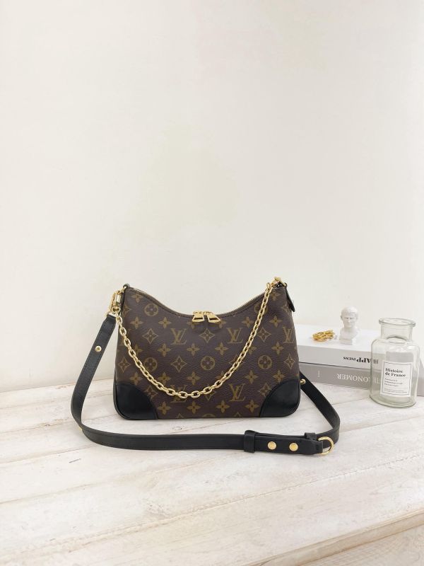 【9成新】LV Boulogne牛角包 