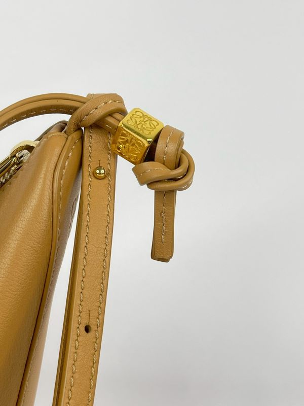 【分期0利率】LOEWE Mini Hammock Hobo bag【9成新】 